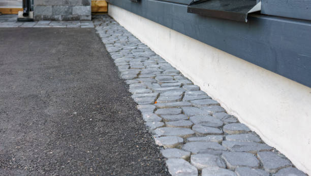 Best Driveway Paving Contractor  in Edna, TX